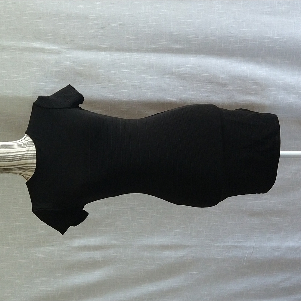 Black stretch short sleeve mini dress size small